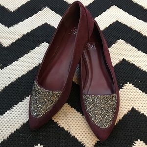 Burgundy faux suede glitter pointed flats